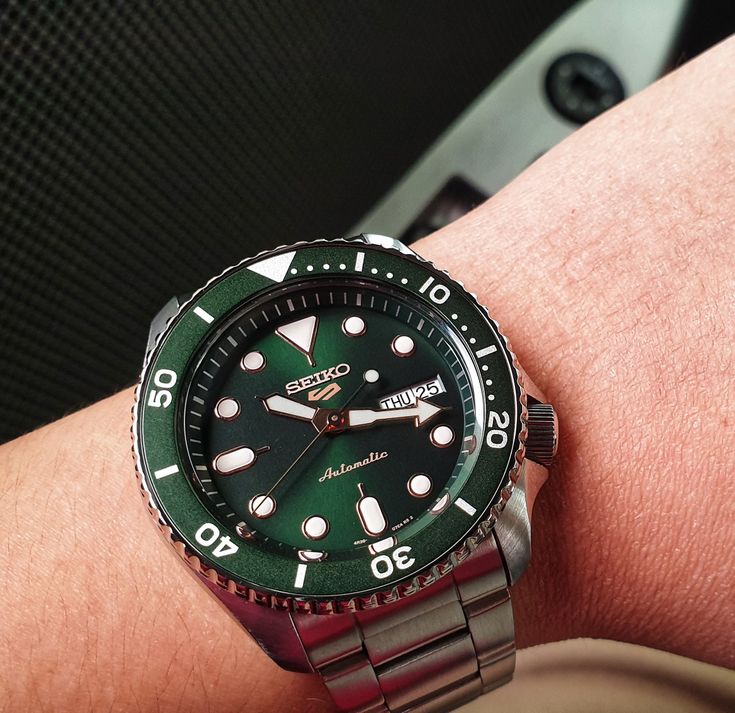 Seikoนาฬิกาผู้ชาย New Seiko 5 Sports Automatic SRPD63K – ความคลาสสิกที่ขับเคลื่อนด้วยหัวใจแห่งเวลา