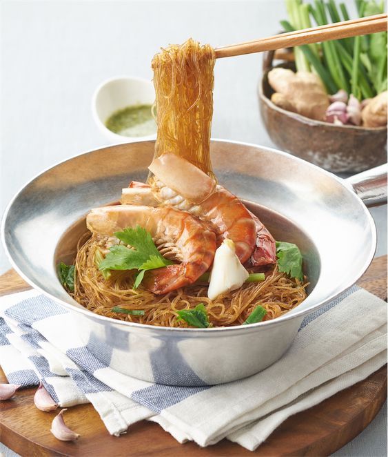 กุ้งอบวุ้นเส้นทำง่ายๆ ที่บ้าน ไม่ต้องออกไปร้านก็ฟินได้เหมือนกัน!