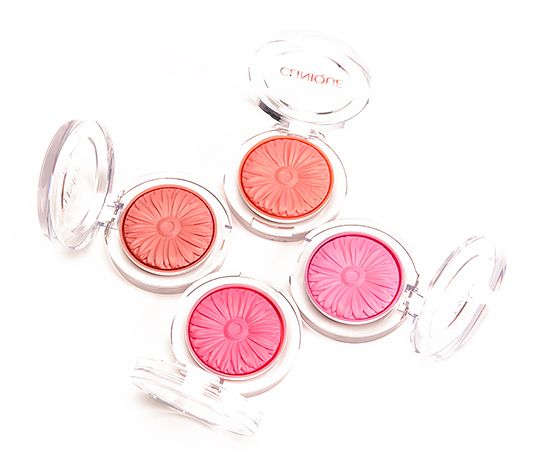 เติมสีสันให้ใบหน้า! บลัชออนยี่ห้อไหนดี สีสวยละมุน ติดทนนาน