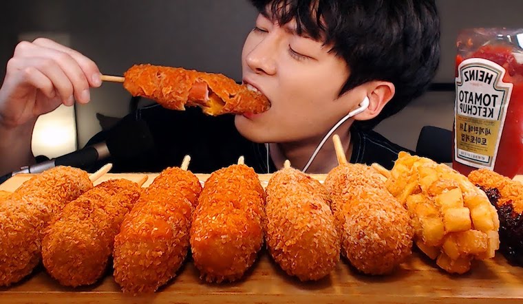 เหตุผลที่คนชอบฟัง ASMR เสียงกระซิบที่ทำให้โลกเบาลงกว่าที่คิด