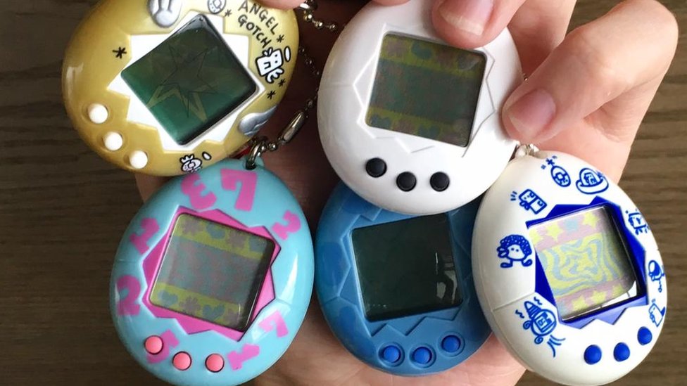 Tamagotchi เกมเลี้ยงสัตว์ ยุค 90 ของเล่นวัยเด็กที่หวนกลับมาอีกครั้ง