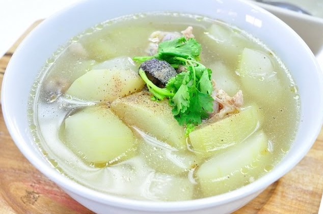 🥗 8 ผักช่วยเผาผลาญ บูสต์การลดน้ำหนักง่าย ๆ แบบธรรมชาติ