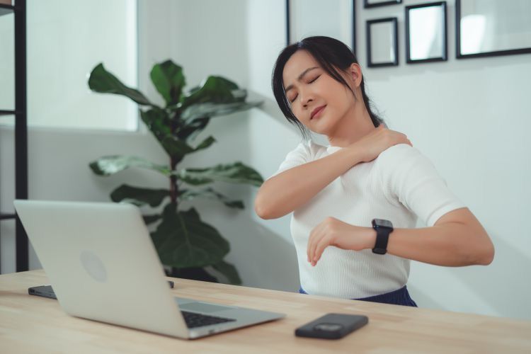 🧑💻 ออฟฟิศซินโดรมไม่ใช่เรื่องเล่นๆ โรคเรื้อรังที่ทรมานวัยทำงาน
