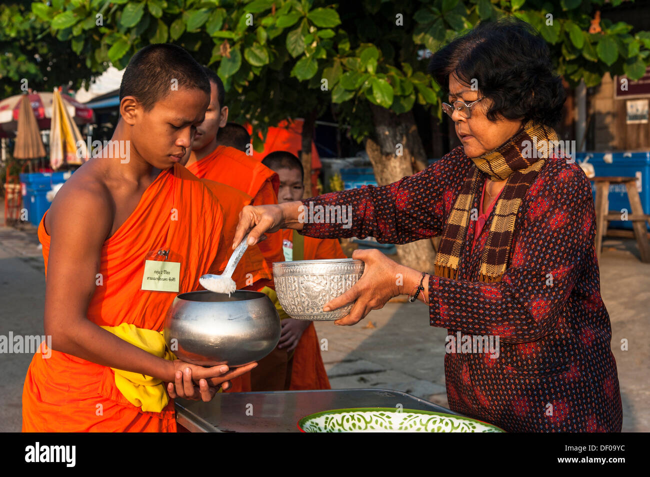 วันเข้าพรรษา 2568: ความหมาย กิจกรรม และแนวทางปฏิบัติของพุทธศาสนิกชน