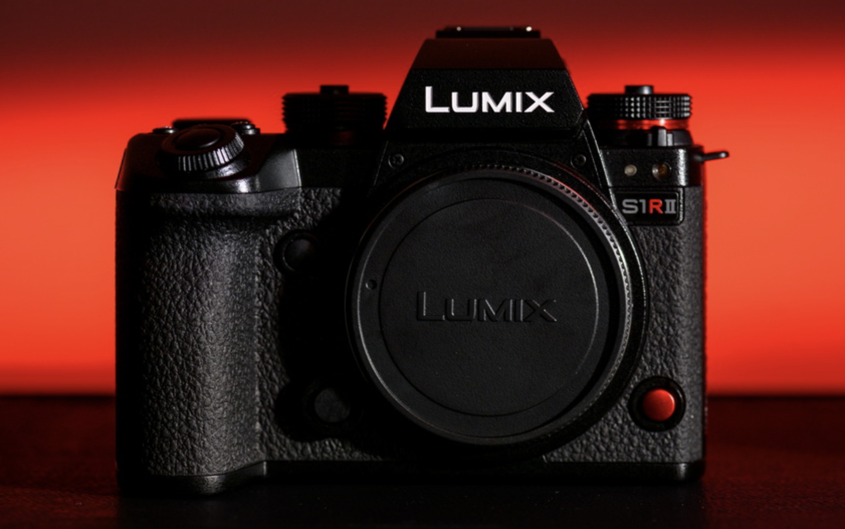รีวิวกล้องมิเรอร์เลส Panasonic Lumix S1R2: คุ้มค่ากับการลงทุนหรือไม่ ?