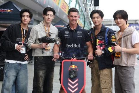 F1 และ K-Pop เมื่อโลกของความเร็วเชื่อมกับจังหวะแห่งดนตรี เกิดเป็นประวัติศาสตร์หน้าใหม่ที่โลกต้องจดจำ
