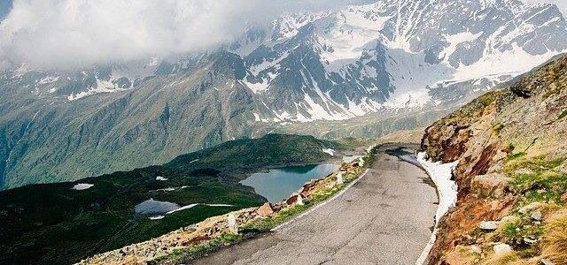 ปั่นไปด้วยกัน: จักรยานที่มากกว่าแค่พาหนะ แต่คือเพื่อนคู่ใจในการเดินทาง 🚴‍♂️✨