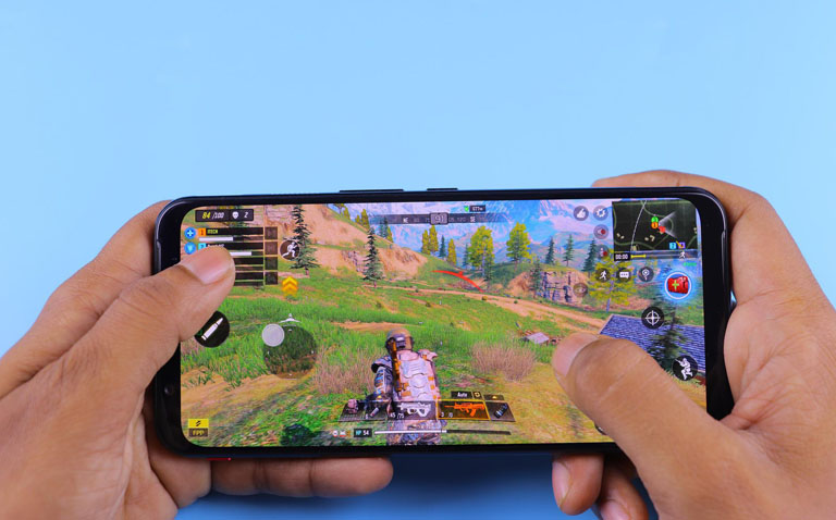 🎮 เล่นเกมโทรศัพท์ VS เล่นเกมคอมพิวเตอร์ — แบบไหนใช่คุณมากกว่า?