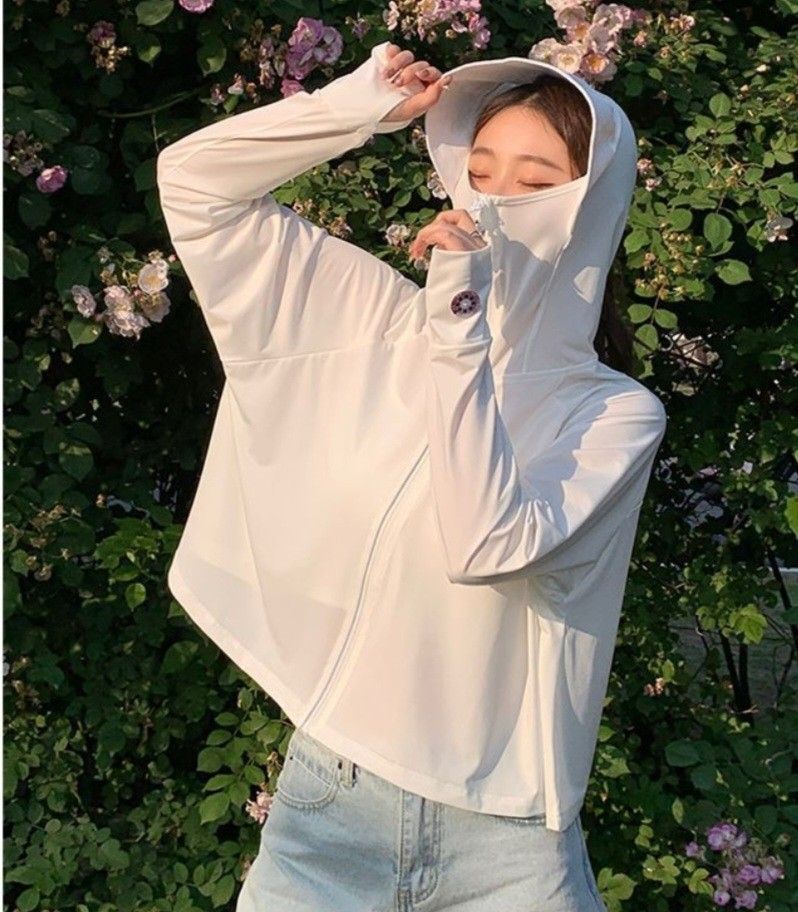 เสื้อกันยูวี ไอเทมที่ควรมีติดตู้ ในวันที่แดดแรง☀️
