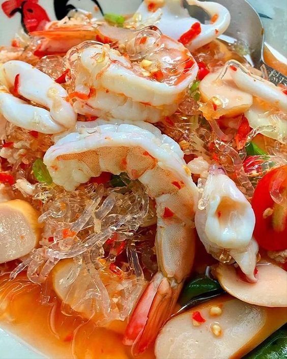 🍜 วุ้นเส้นกับเส้นบุก ต่างกันยังไง คนนิยมกินแบบไหนมากกว่า