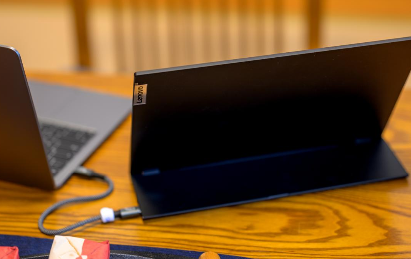 Lenovo ThinkVision M14t Gen 2: หน้าจอเสริม สำหรับมือถือที่สมบูรณ์แบบ