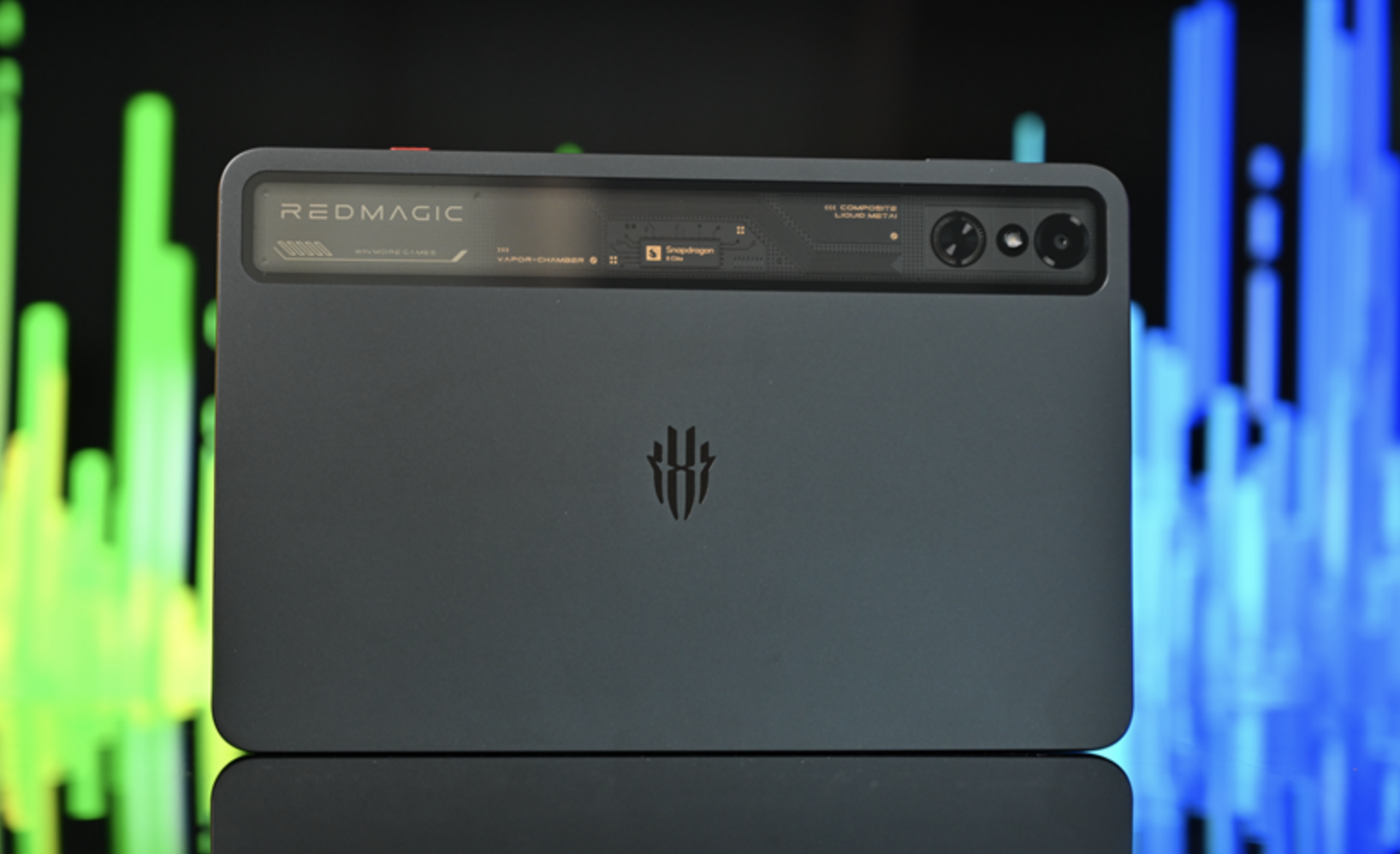 Red Magic 3 Pro แท็บเล็ตเกมมิ่งขนาดกะทัดรัด พลังแรงทะลุขีดสุดด้วย Snapdragon 8 Extreme Edition