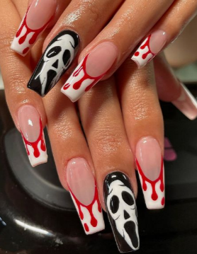 ปีนี้ไม่ต้องแต่งผีก็อินได้ แค่ปลายนิ้วมีแฟชั่นลายเล็บ Halloween ก็เพียงพอ!