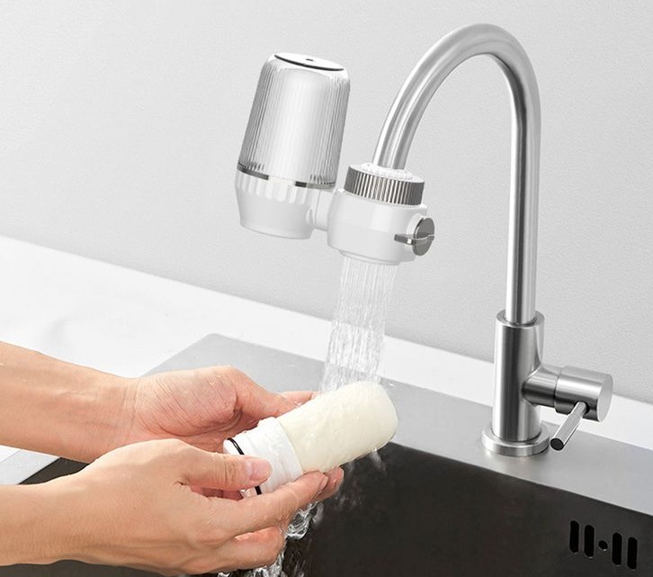 น้ำไม่สะอาด ตัวการของสิวที่คุณคาดไม่ถึง – ทำไมถึงควรมี Broot Faucet Filter ฟิลเตอร์ก๊อกน้ำสำหรับผิวหน้า
