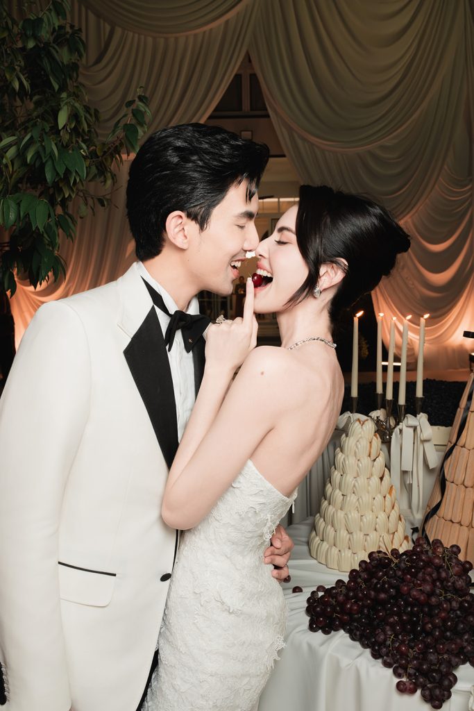 ใหม่–เต๋อ กับชุดวิวาห์สุดหรูจาก Gucci ที่สะกดทุกสายตา ดั่งงานเทพนิยาย