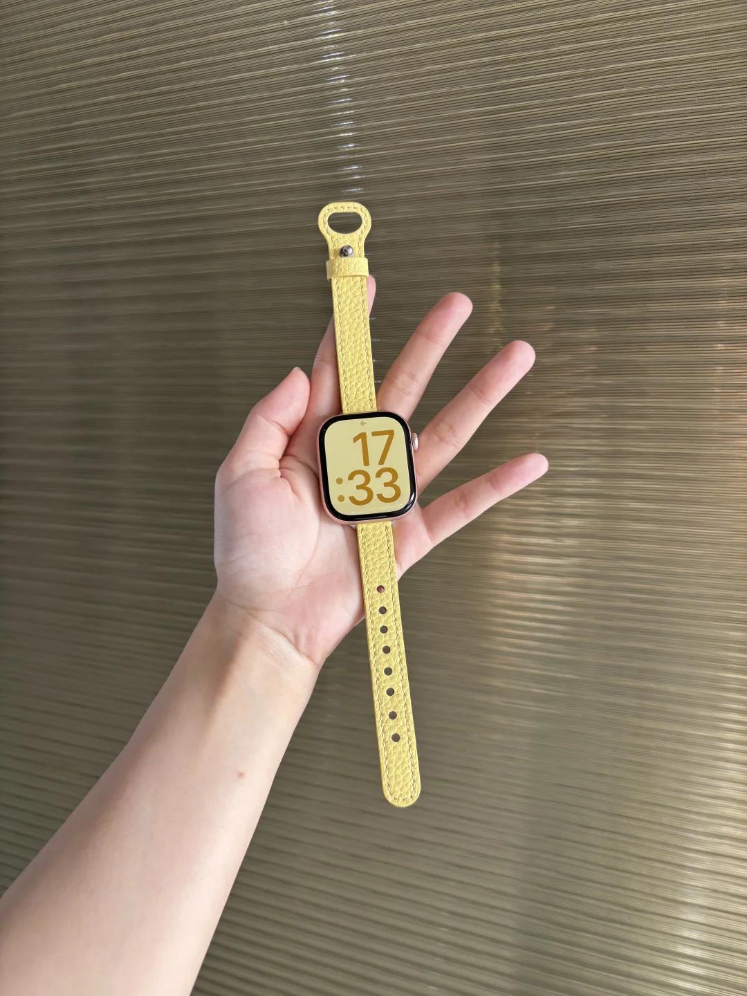 iWatch สีเหลืองเลมอน สุดเจิดจ้าในหน้าร้อนนี้! 🍋