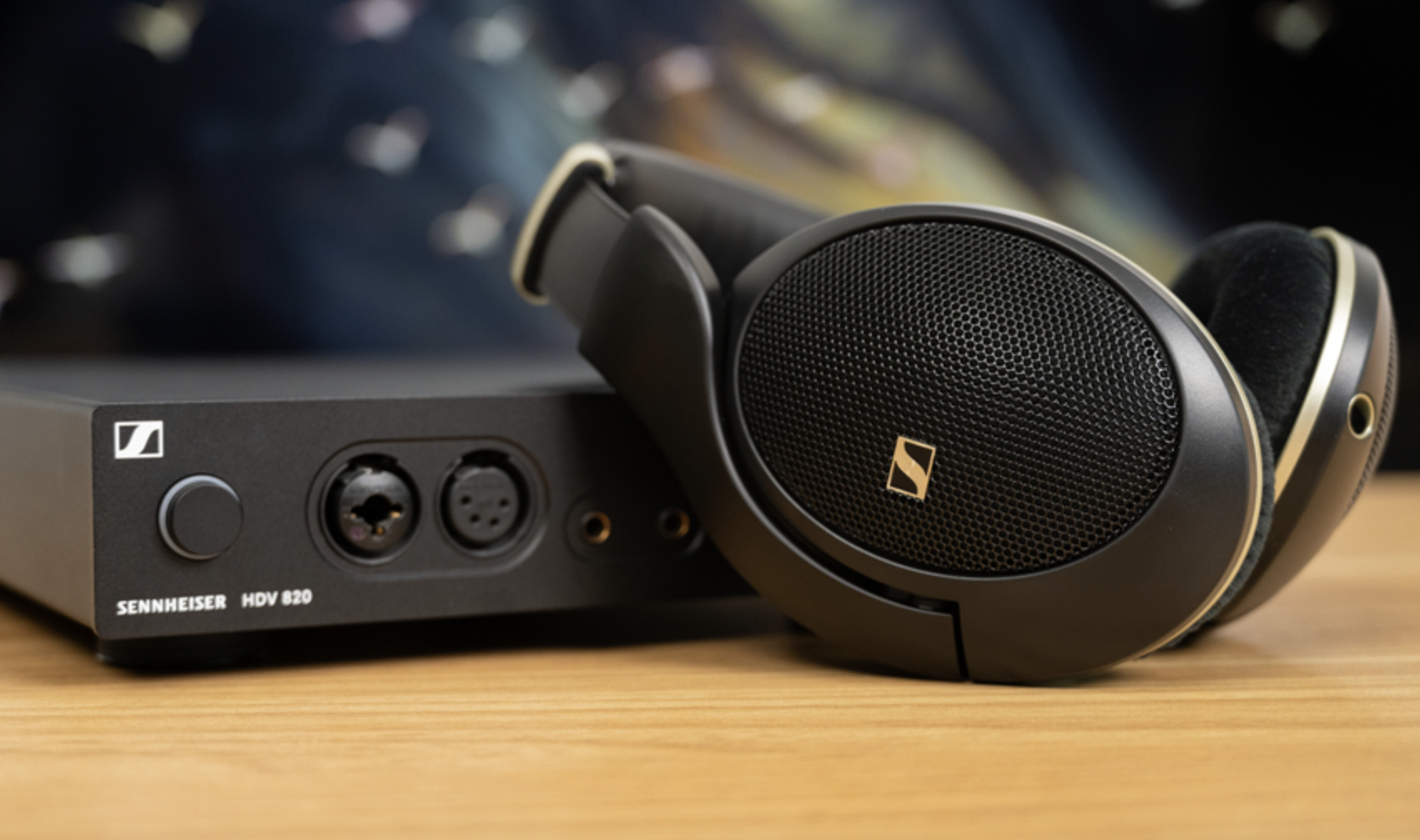 Sennheiser HD 505: สัมผัสความงามที่แท้จริงของดนตรีด้วยมรดกคลาสสิกแห่งหูฟังเปิดหลัง