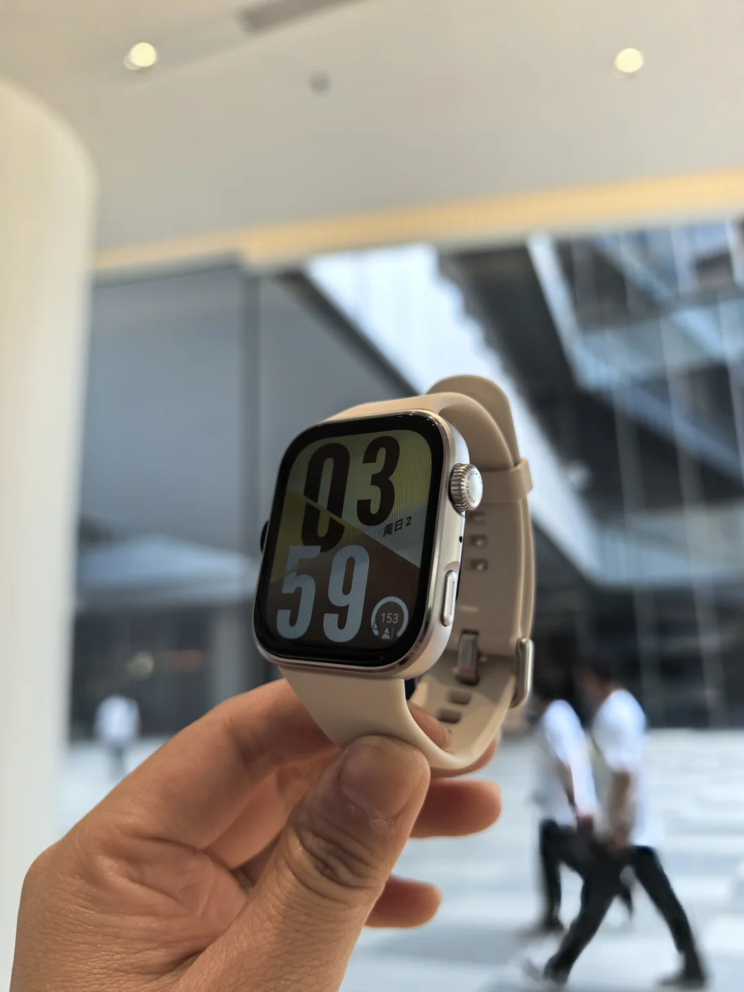 สร้างกระแสแฟชั่นด้วย Huawei Fit4✨