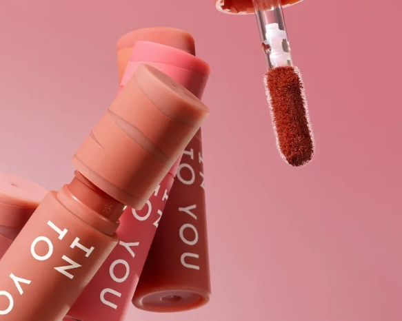 Lip Revolution: INTO YOU ใช้ "Air Lip Mud" เปลี่ยนโฉมวงการความงามไทยอย่างไร