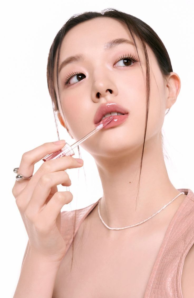 3CE แบรนด์เครื่องสำอางเกาหลีขวัญใจสาวทั่วเอเชีย — เสน่ห์แห่งความเรียบง่ายแต่ดูดีทุกมุมมอง