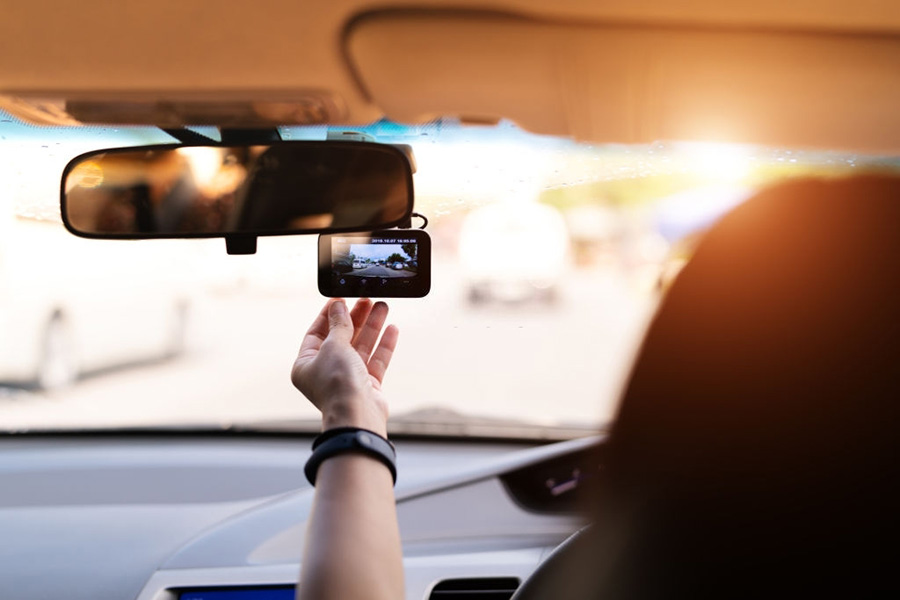 🚗 Aston Triple WiFi – กล้องติดรถยนต์ 3 กล้อง ครบ จบในเครื่องเดียว