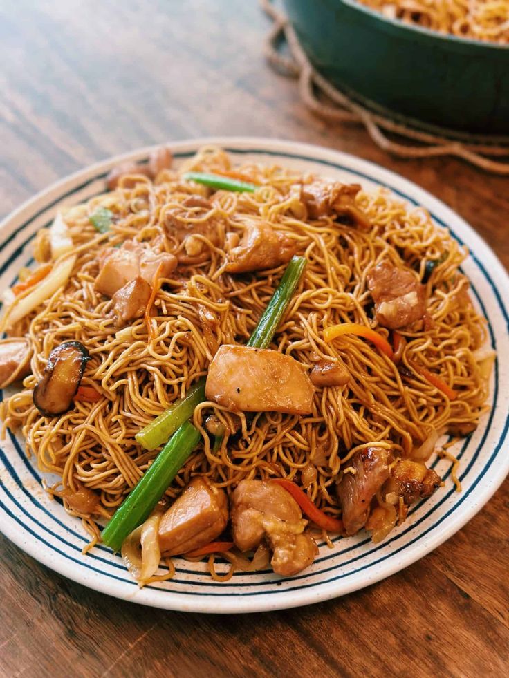 🍜 ผัดหมี่ เมนูง่ายๆ ที่ใครหลายคนโปรดปราน