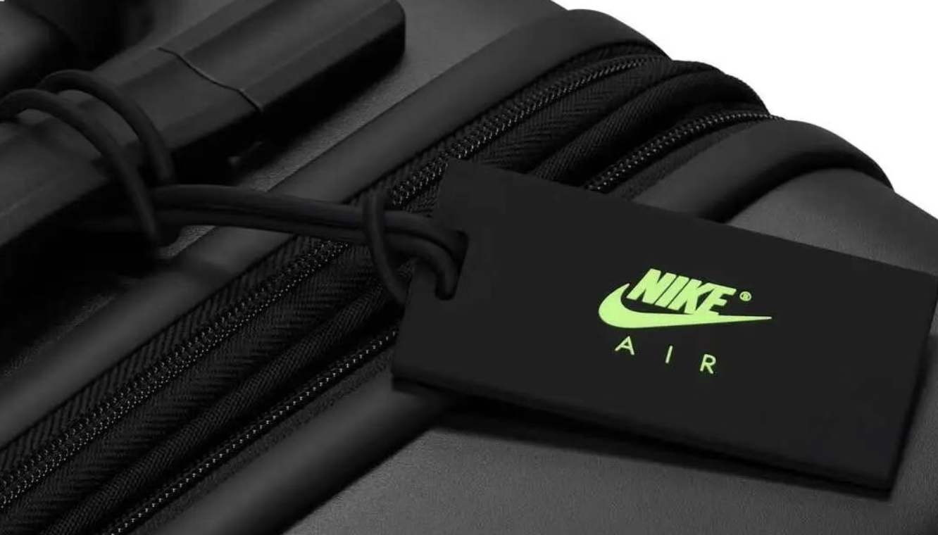 Nike นำพื้นรองเท้ามาทำกระเป๋าเดินทาง?