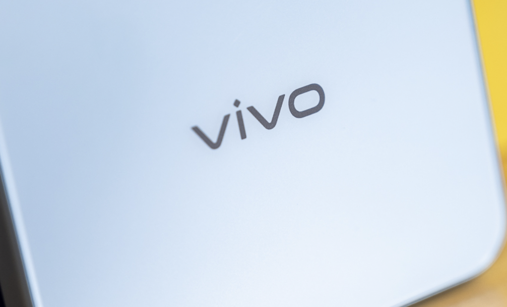 vivo Y500: นิยามใหม่ของโทรศัพท์ระดับประเทศ ด้วยแบตเตอรี่สุดอึดและคุณภาพที่ยอดเยี่ยม