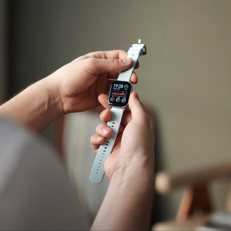 ทำไม Smart Watch ถึงเป็นที่นิยม จากแฟชั่นบนข้อมือสู่ไลฟ์สไตล์ดิจิทัล และบทเรียนจากเศรษฐกิจจีน