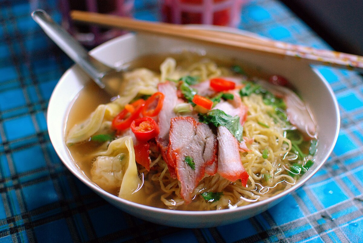 ข้าวกับก๋วยเตี๋ยว: เลือกมื้อไหนให้ตรงใจ?
