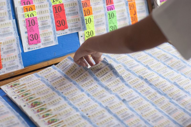 เจาะลึกพฤติกรรมสังคมไทย "ทำไมชอบเสี่ยงโชค เล่นหวย"