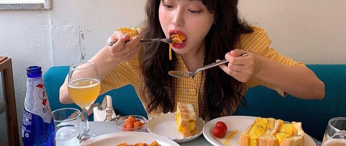 ชุดช้อนส้อมตะเกียบ ของใช้เล็ก ๆ แต่เติมเต็มทุกมื้ออาหาร