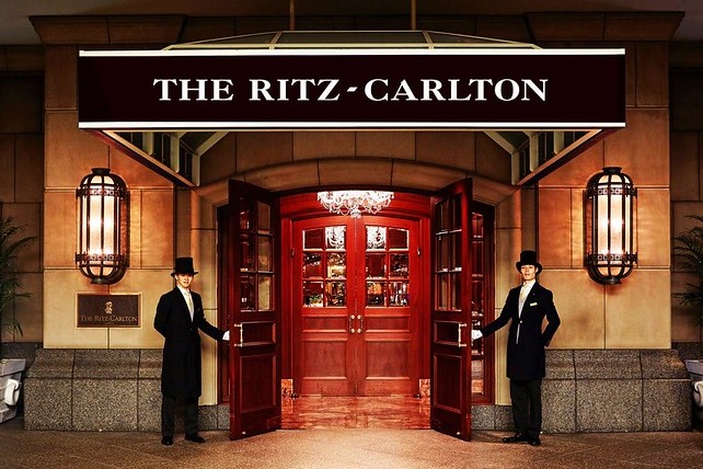 แบรนด์ในตำนาน |The Ritz Carlton: ซิมโฟนีแห่งตำนานแห่งความหรูหราและการบริการ