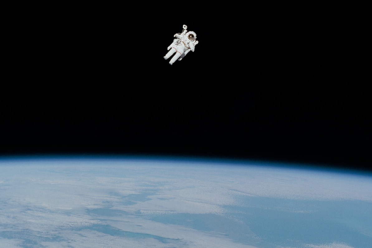 การสนับสนุนทางจิตวิทยา | ทำความเข้าใจเกี่ยวกับ "astrophobia" - ความกลัวอวกาศ 🪐
