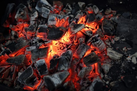 🔥 ชนิดของถ่าน รู้ไว้เลือกใช้ให้เหมาะ