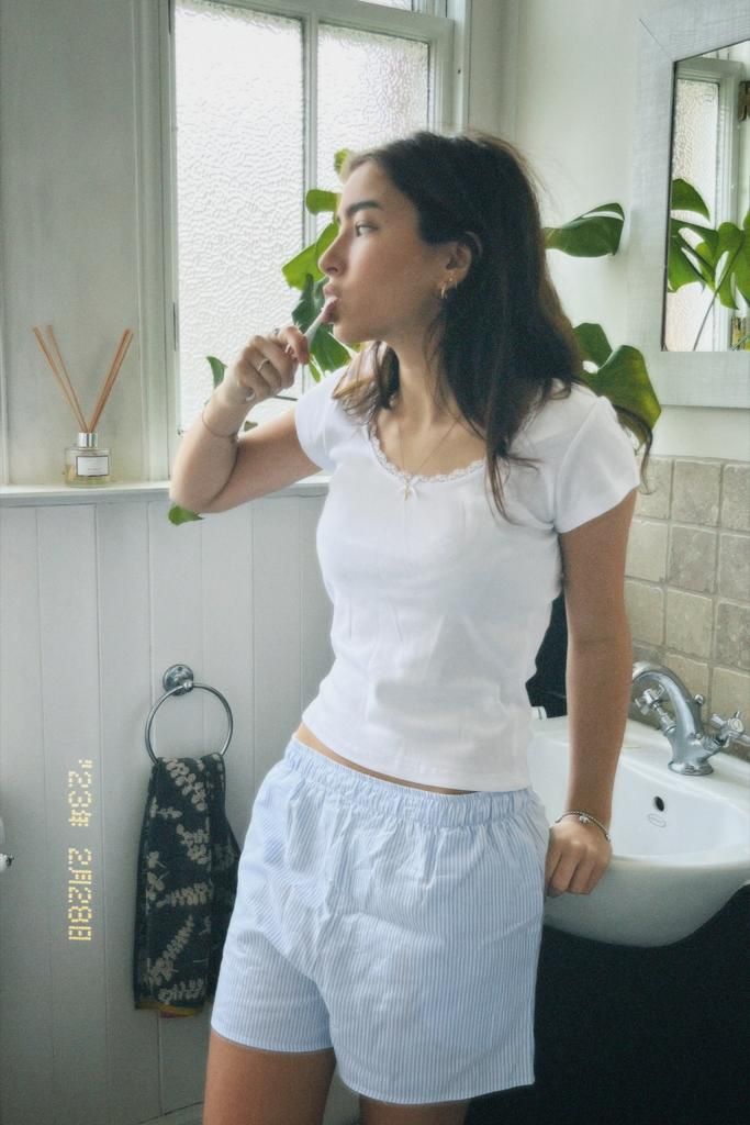 ทำไม “กางเกงขาสั้นใส่อยู่บ้าน” ถึงเป็นไอเทมที่ขาดไม่ได้