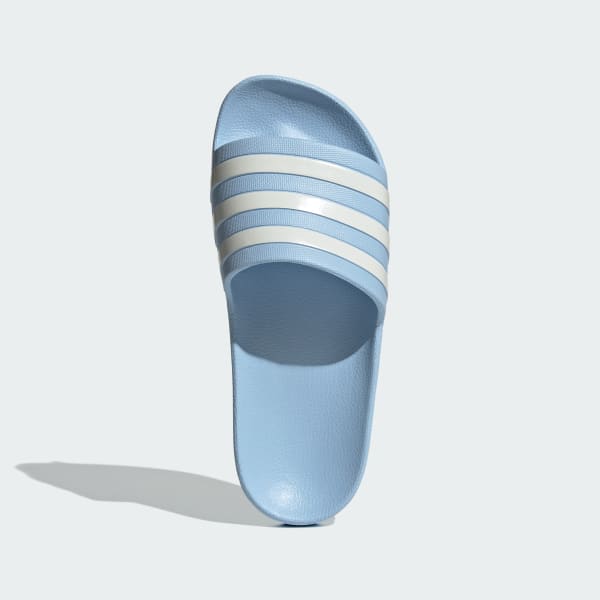 รองเท้าแตะ Adidas Adilette : เดินเพลิน สบาย ทั้งชิว ทั้งชิค