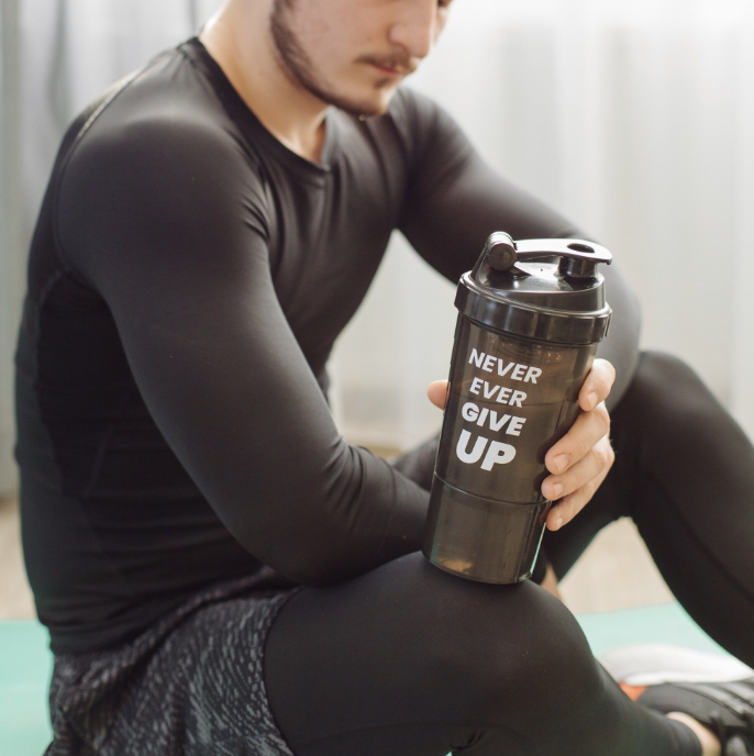 Whey Protein (เวย์โปรตีน) คืออะไร? ประโยชน์ วิธีเลือกกิน และยี่ห้อไหนดี 2025