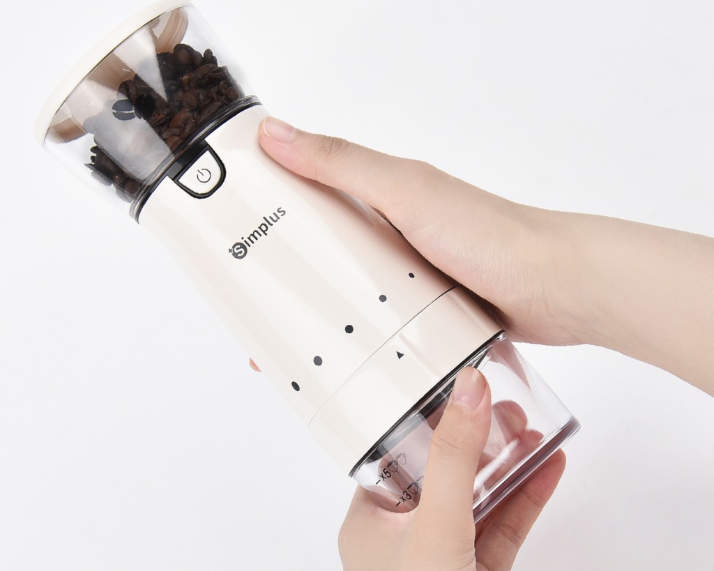 **ทำกาแฟโฮมเมดง่ายๆ เองที่บ้าน
ด้วย Simplus QuickBrew และเครื่องบดกาแฟโฮมเมด ความสุขที่ชงได้ทุกวัน**