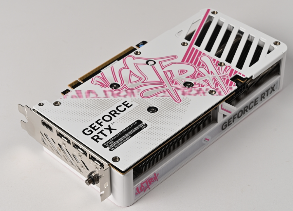 แกะกล่อง iGame GeForce RTX 5060 Ultra W DUO OC 8GB