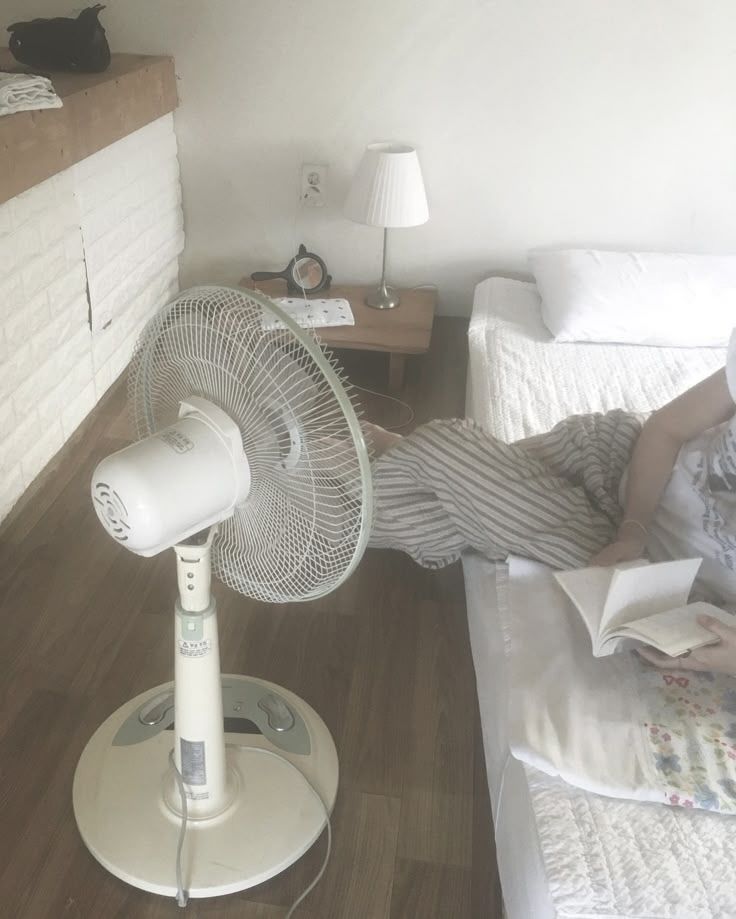 ทำไมควรมีพัดลมตั้งพื้นราคาเป็นมิตรที่บ้าน 🌬️🏠
