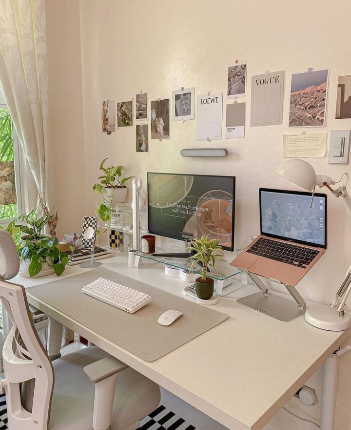 อัปเกรด Desk Setup ให้ปัง! รวมไอเทมที่ชาว WFH ต้องมี...