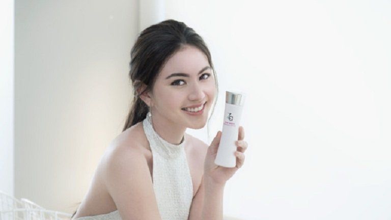 ทำไมน้ำตบ ZA ถึงครองใจสาว ๆ มานาน ? คำตอบอยู่ที่ผิวคุณ