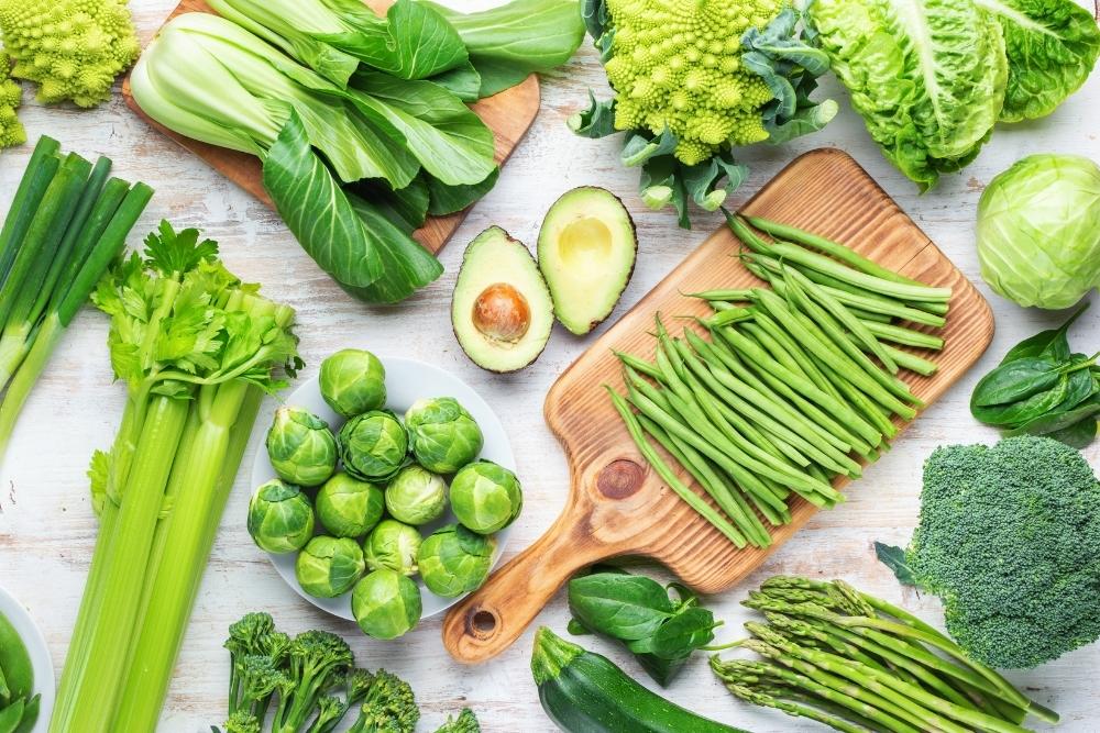 🥗 8 ผักช่วยเผาผลาญ บูสต์การลดน้ำหนักง่าย ๆ แบบธรรมชาติ
