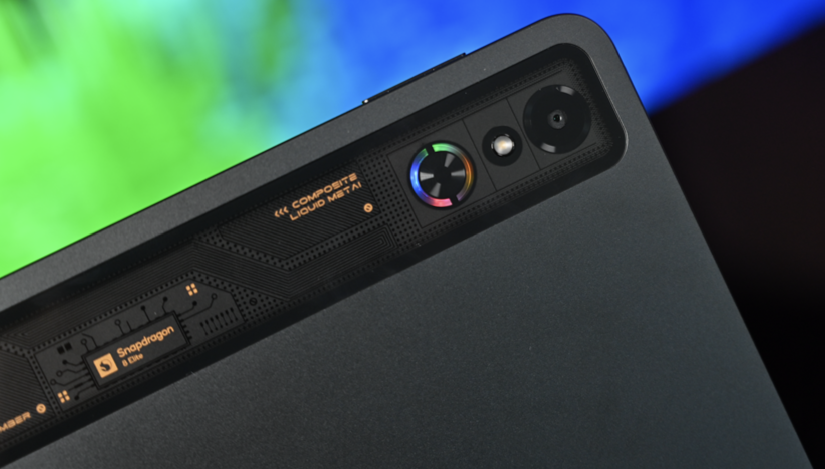 Red Magic 3 Pro แท็บเล็ตเกมมิ่งขนาดกะทัดรัด พลังแรงทะลุขีดสุดด้วย Snapdragon 8 Extreme Edition