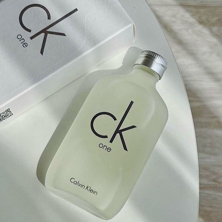 Calvin Klein: CK One EDT — น้ำหอมแห่งอิสรภาพ กลิ่นสะอาดคลาสสิกที่ไม่มีวันตกยุค