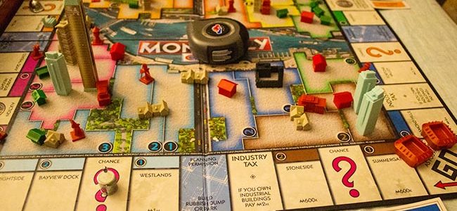 บอร์ดเกมน่าเล่นกับเพื่อนตอนปีใหม่ รวม 5 เกมสุดมันส์ที่เล่นทีเดียว วงแตกแบบสนุกไม่พัก!