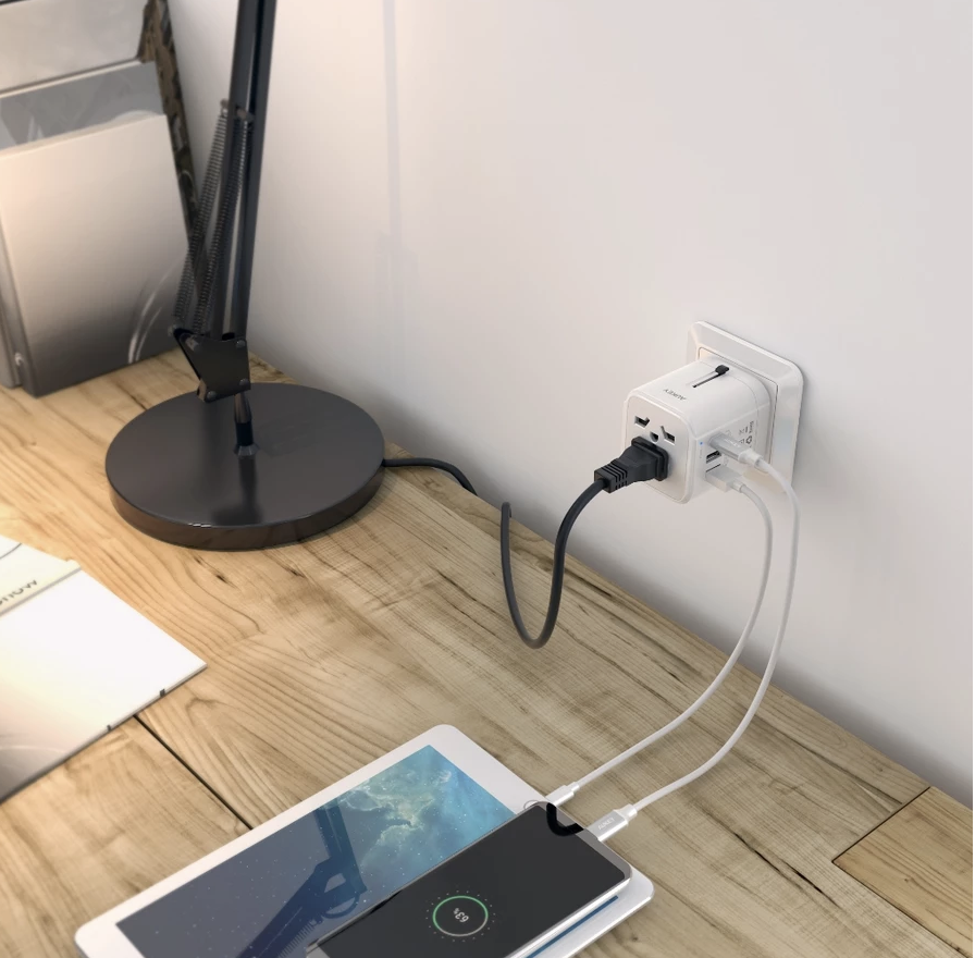 ไอเทม Must-Have สำหรับเที่ยวต่างประเทศ: หัวแปลงปลั๊กไฟ 🔌