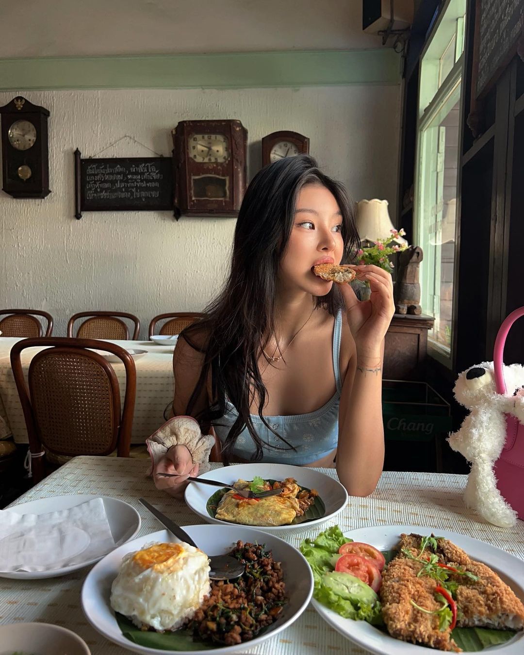 ถ่ายรูปแบบ Gen Z เอกลักษณ์สุดปัง สไตล์ถ่ายรูปที่แมสในยุคนี้!