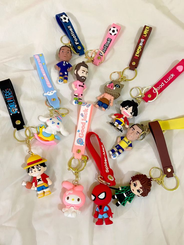 🔑✨ ทำไมหลายคนถึงชอบห้อยพวงกุญแจ? ของชิ้นเล็กๆ แต่เต็มไปด้วยความหมาย
